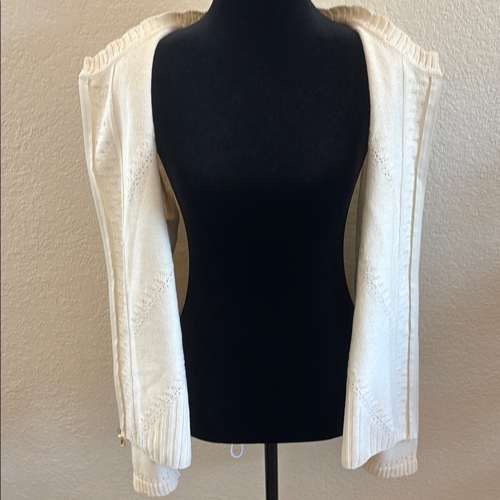 St. John Cream Zipper Wool Cardigan with Cable Knit Design - Picture 12 of 13